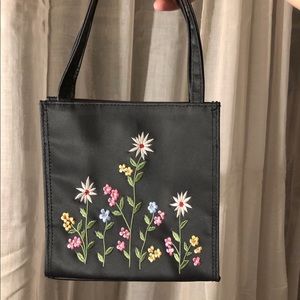 🚫SOLD🚫 Vintage PVC Embroidered Purse